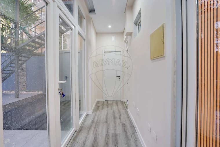 Apartamento T2 para Venda em Arroios Foto 28
