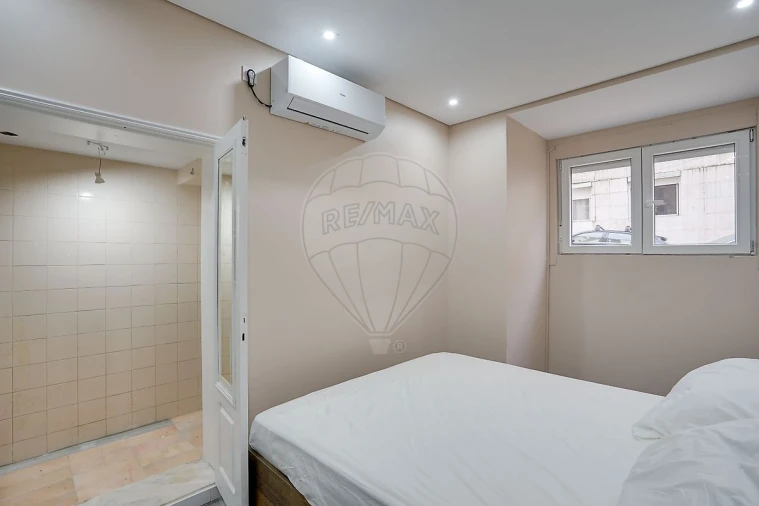 Apartamento T2 para Venda em Arroios Foto 16