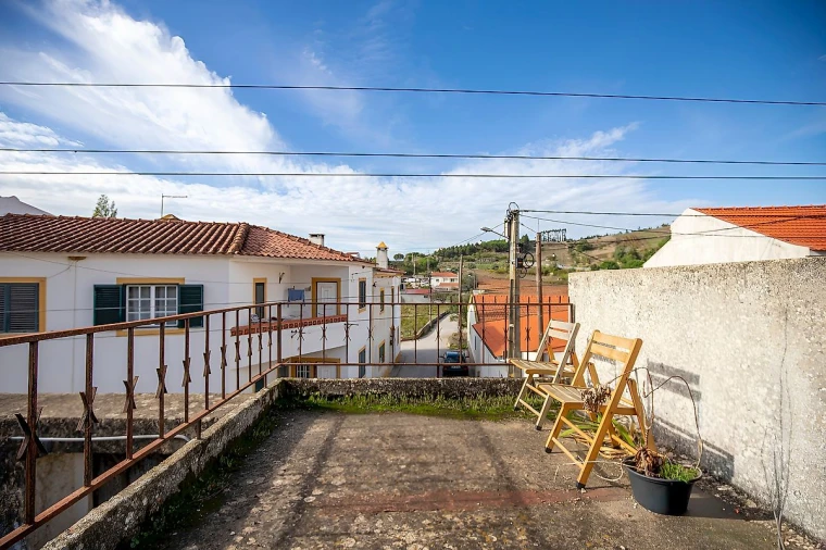 Moradia T2 para Venda em Santa Maria, São Pedro e Matacães Foto 14