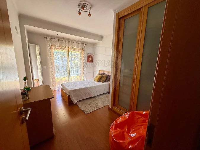 Moradia T5 para Venda em Algueirão-Mem Martins Foto 18