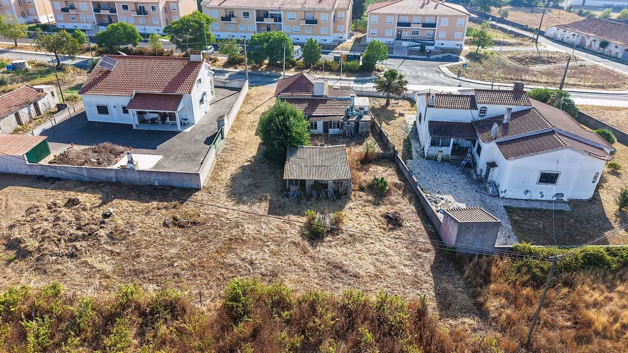 Moradia T3 para Venda em Arruda dos Vinhos Foto 4