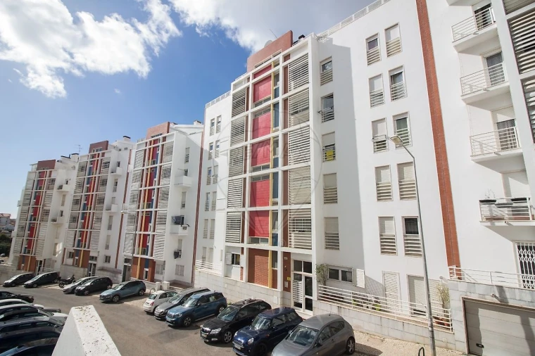 Apartamento T2 para Venda em Alcabideche Foto 14