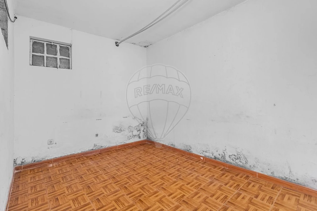 Moradia T4 para Venda em Moreira Foto 21