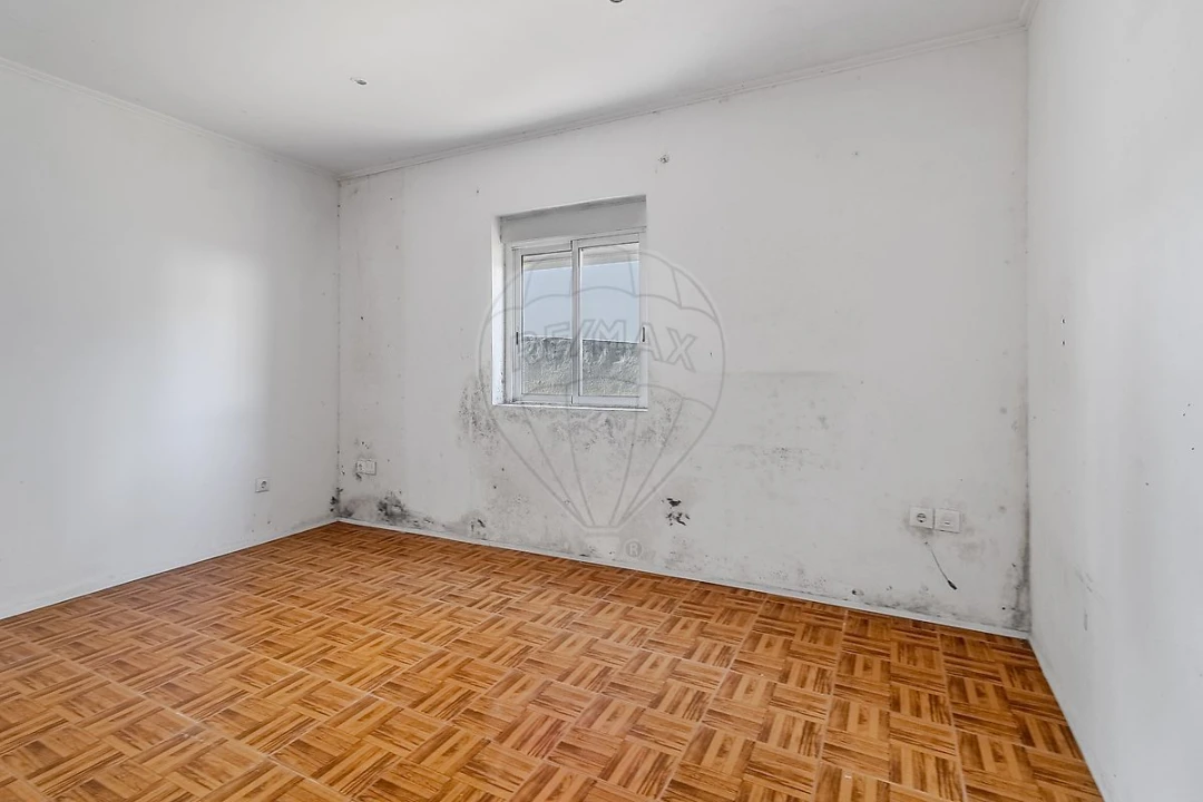 Moradia T4 para Venda em Moreira Foto 24