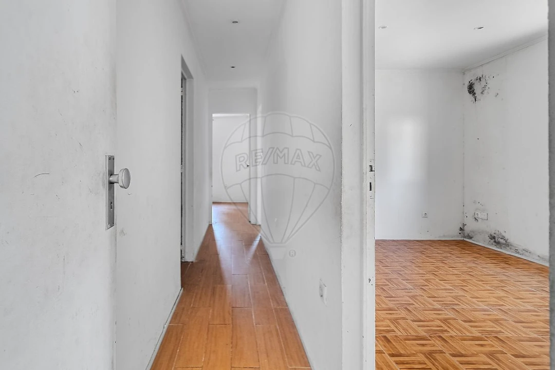 Moradia T4 para Venda em Moreira Foto 22