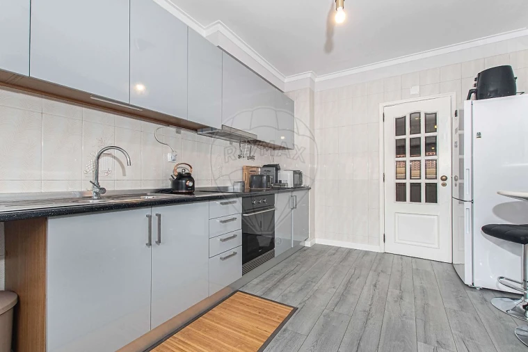 Apartamento T2 para Arrendamento em Póvoa de Santa Iria e Forte da Casa Foto 13