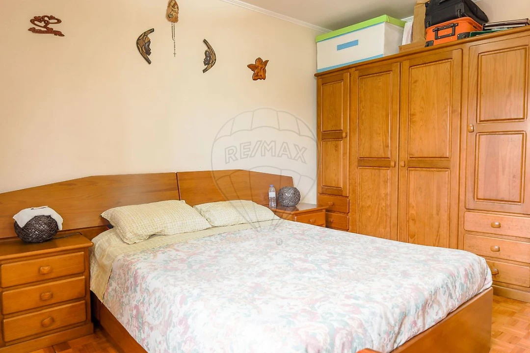 Moradia T3 para Venda em Azambuja Foto 8