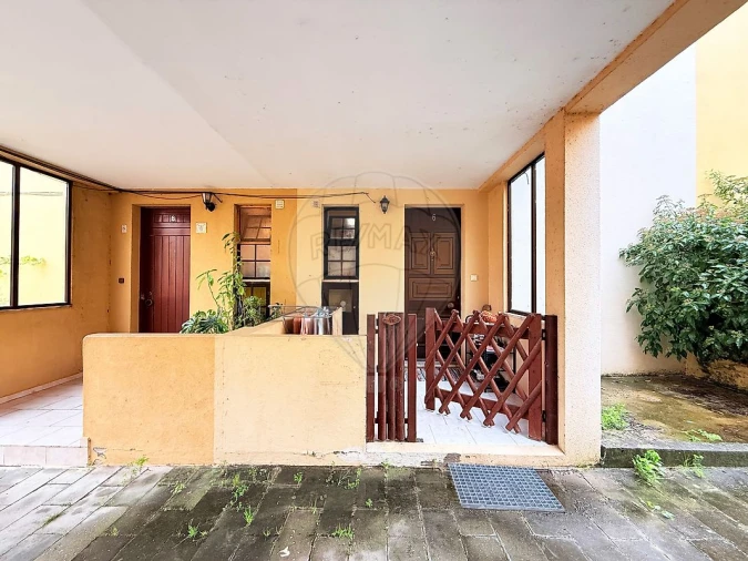 Moradia T3 para Venda em Azambuja Foto 17