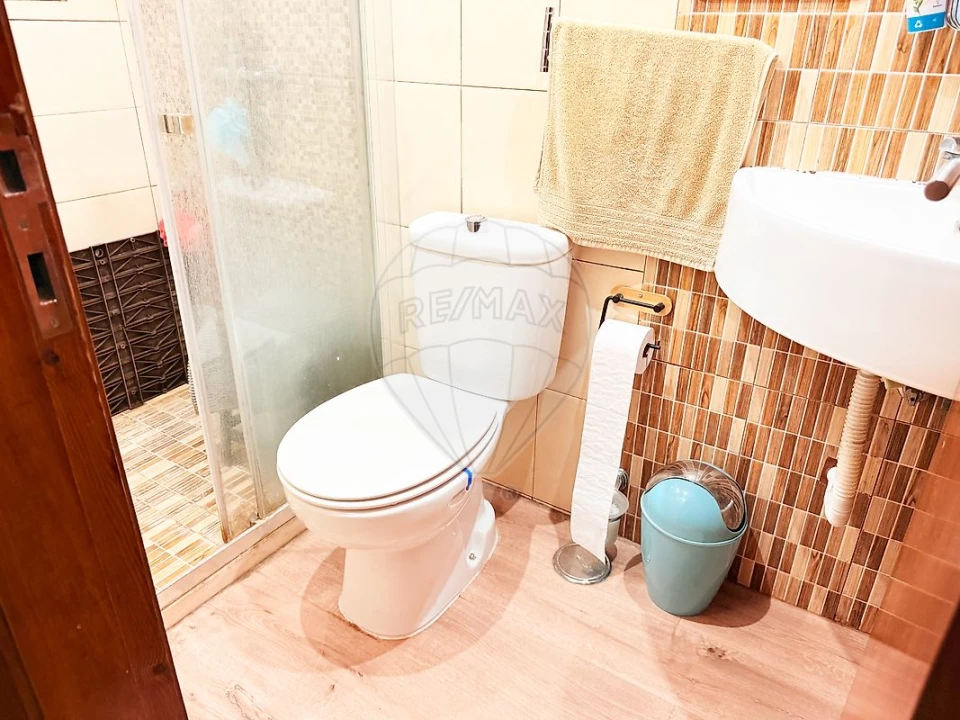 Moradia T3 para Venda em Azambuja Foto 14