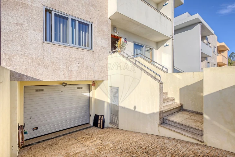 Apartamento T3 para Venda em Coronado (São Romão e São Mamede) Foto 1