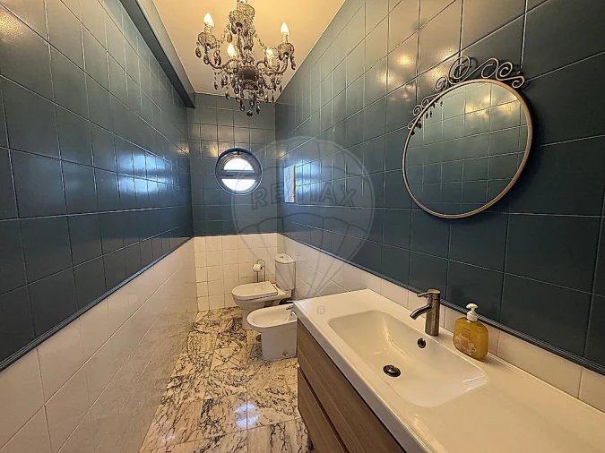 Moradia T4 para Arrendamento em Quinta do Anjo Foto 1