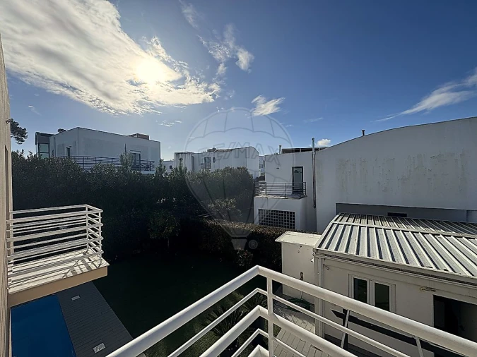 Moradia T4 para Arrendamento em Quinta do Anjo Foto 30