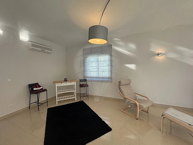 Moradia T4 para Arrendamento em Quinta do Anjo Foto 23