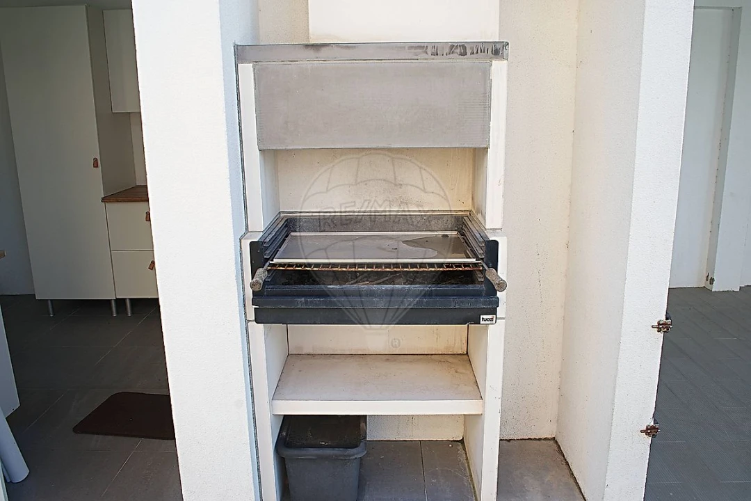 Moradia T4 para Arrendamento em Quinta do Anjo Foto 14