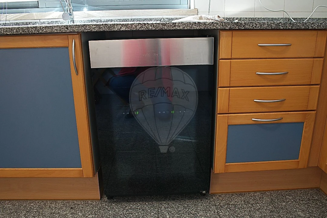 Moradia T4 para Arrendamento em Quinta do Anjo Foto 13