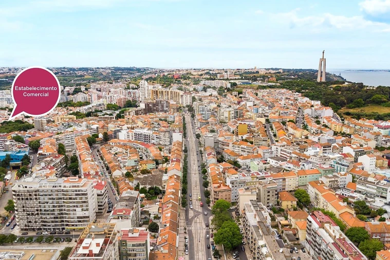 Loja para Venda em Almada, Cova da Piedade, Pragal e Cacilhas Foto 9