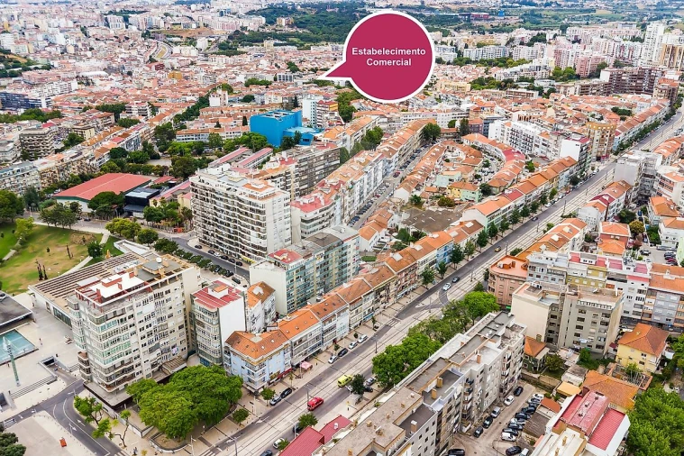 Loja para Venda em Almada, Cova da Piedade, Pragal e Cacilhas Foto 8