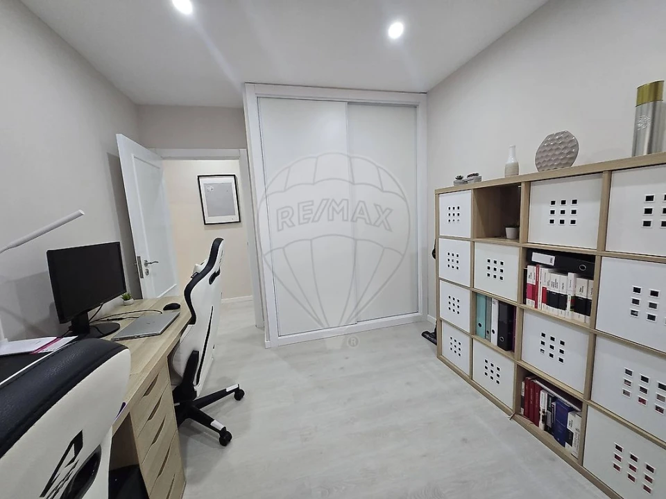 Apartamento T3 para Venda em Pedrouços Foto 15