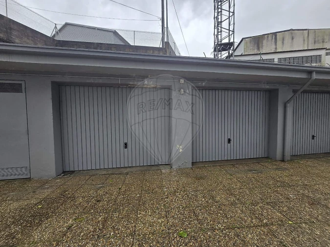 Apartamento T3 para Venda em Pedrouços Foto 24