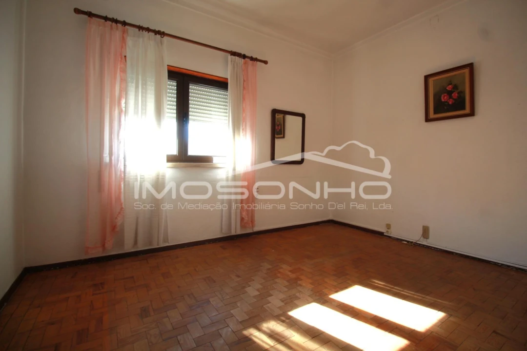 Prédio para Venda em Marinha Grande Foto 27