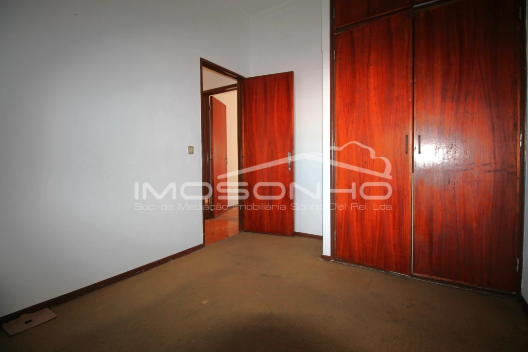 Prédio para Venda em Marinha Grande Foto 30