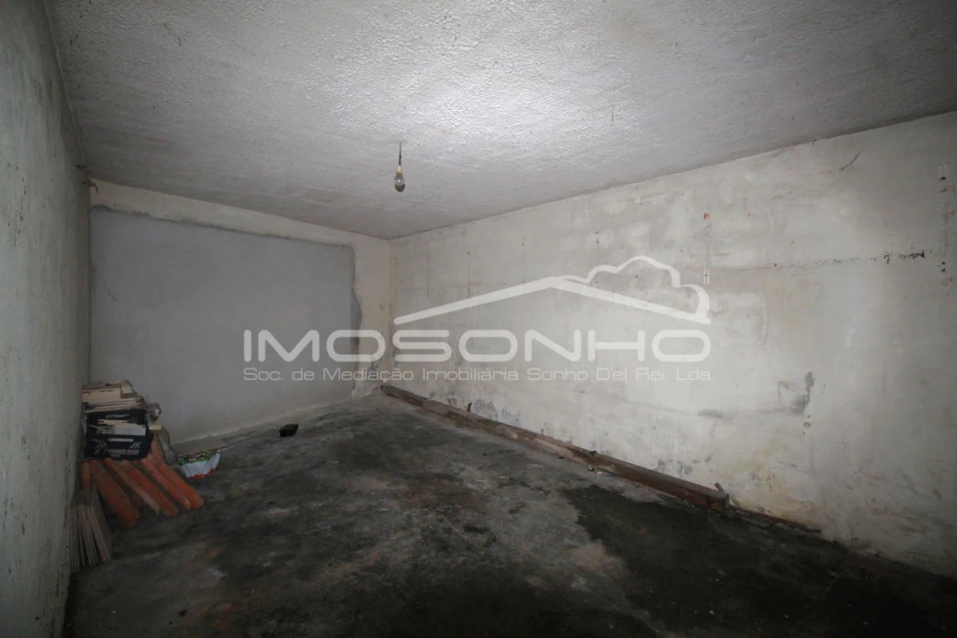 Prédio para Venda em Marinha Grande Foto 31