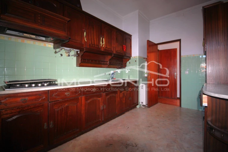 Prédio para Venda em Marinha Grande Foto 23