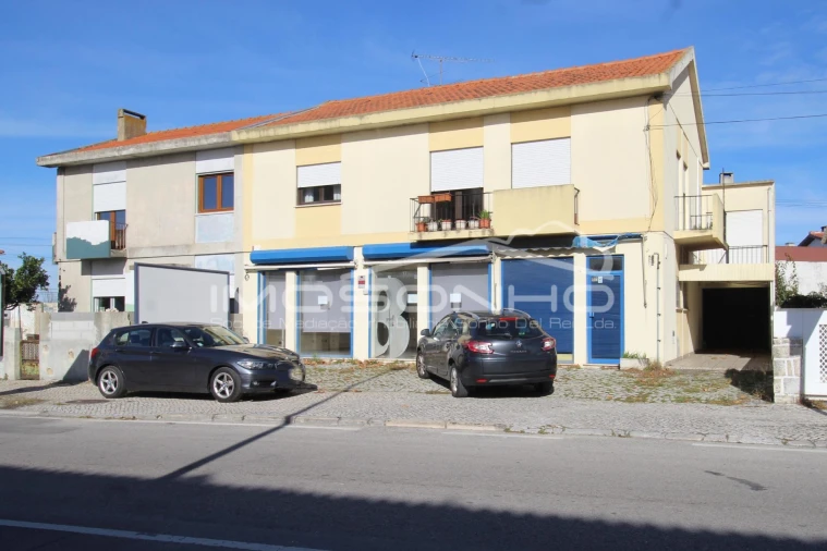 Prédio para Venda em Marinha Grande Foto 32