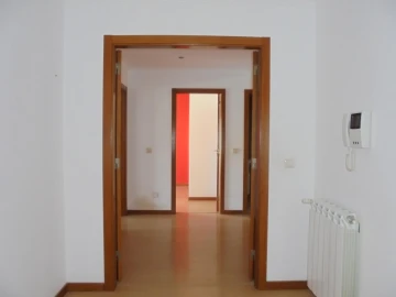 Apartamento T2 para Venda em Agualva e Mira-Sintra