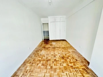 Apartamento T2 para Venda em Agualva e Mira-Sintra