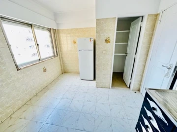 Apartamento T2 para Venda em Agualva e Mira-Sintra