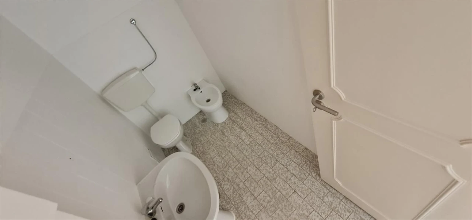 Apartamento T3 para Venda em Rio de Mouro Foto 12
