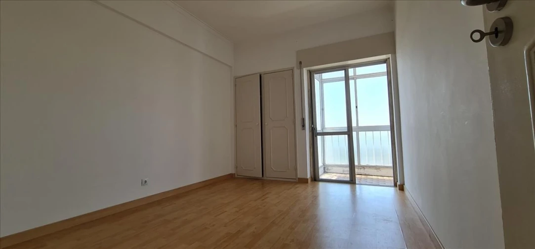 Apartamento T3 para Venda em Rio de Mouro Foto 8