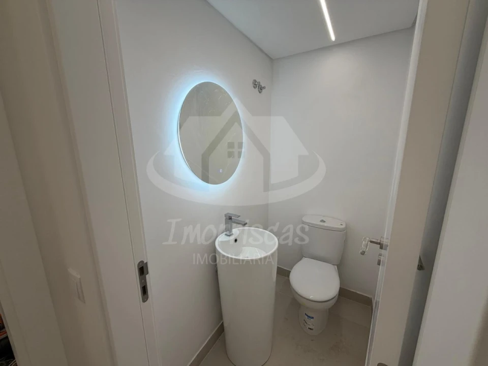 Moradia T4 para Venda em Santa Iria de Azoia, São João da Talha e Bobadela Foto 46
