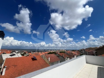 Moradia T4 para Venda em Santa Iria de Azoia, São João da Talha e Bobadela