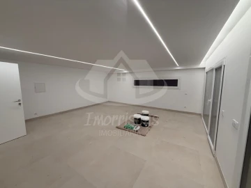 Moradia T4 para Venda em Santa Iria de Azoia, São João da Talha e Bobadela