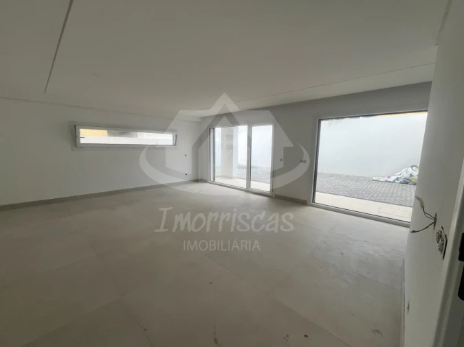 Moradia T4 para Venda em Santa Iria de Azoia, São João da Talha e Bobadela Foto 33