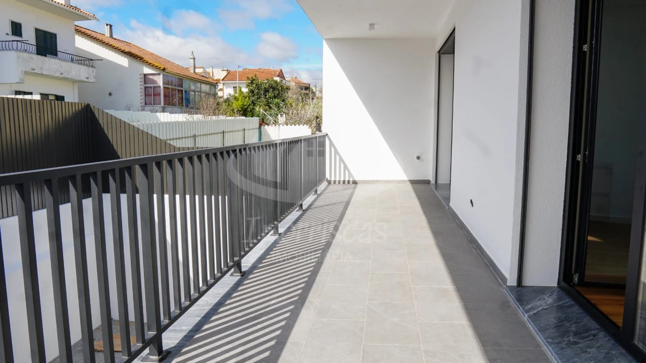 Moradia T5 para Venda em Santa Iria de Azoia, São João da Talha e Bobadela Foto 23