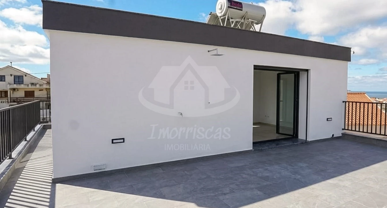 Moradia T5 para Venda em Santa Iria de Azoia, São João da Talha e Bobadela Foto 35