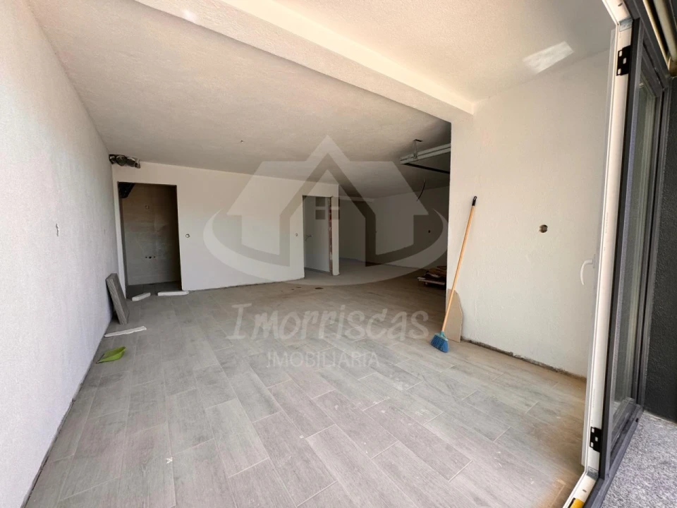 Moradia T4 para Venda em Santa Iria de Azoia, São João da Talha e Bobadela Foto 16