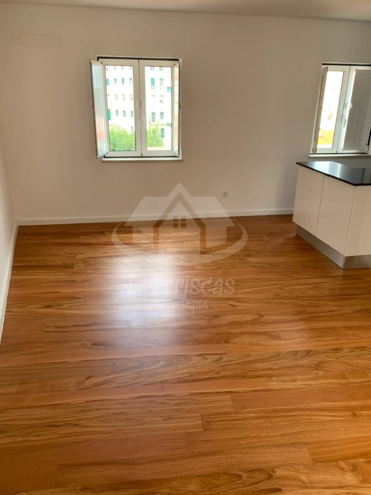 Apartamento T3 para Venda em São Vicente Foto 7