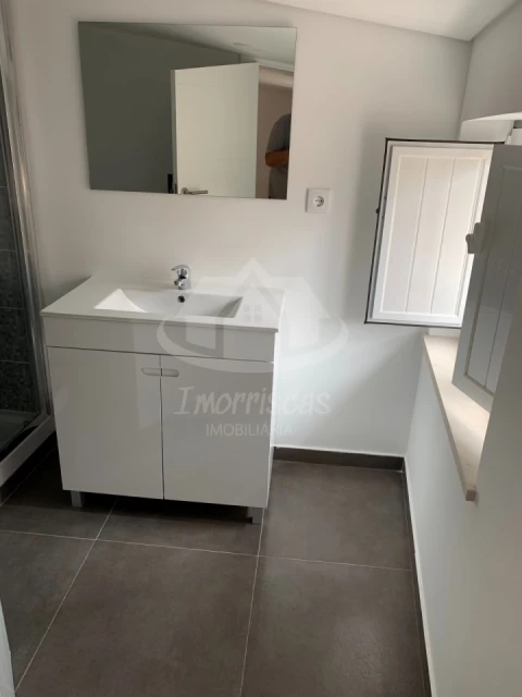 Apartamento T3 para Venda em São Vicente
