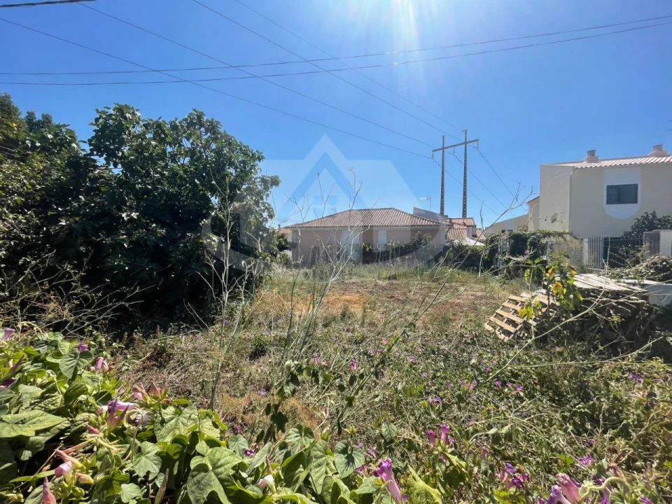 Terreno para Venda em Vialonga Foto 2