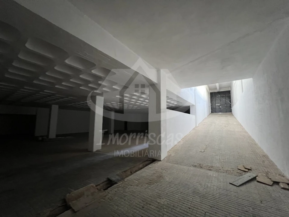 Armazém para Venda em Sacavém e Prior Velho Foto 21