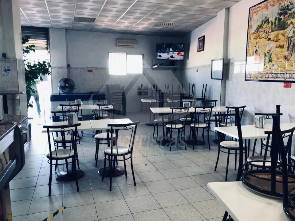 Negócio para Cedência de Quotas em Santa Iria de Azoia, São João da Talha e Bobadela Foto 1