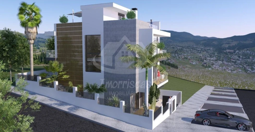 Moradia T4 para Venda em Vialonga Foto 2