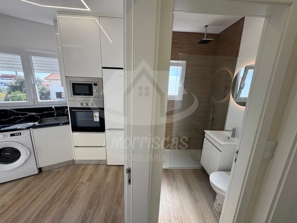 Moradia T2 para Venda em Santa Iria de Azoia, São João da Talha e Bobadela Foto 10