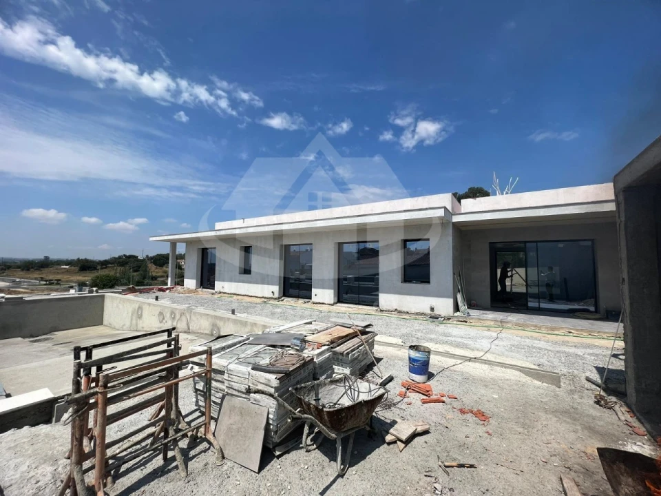 Moradia T4 para Venda em Cartaxo e Vale da Pinta Foto 4