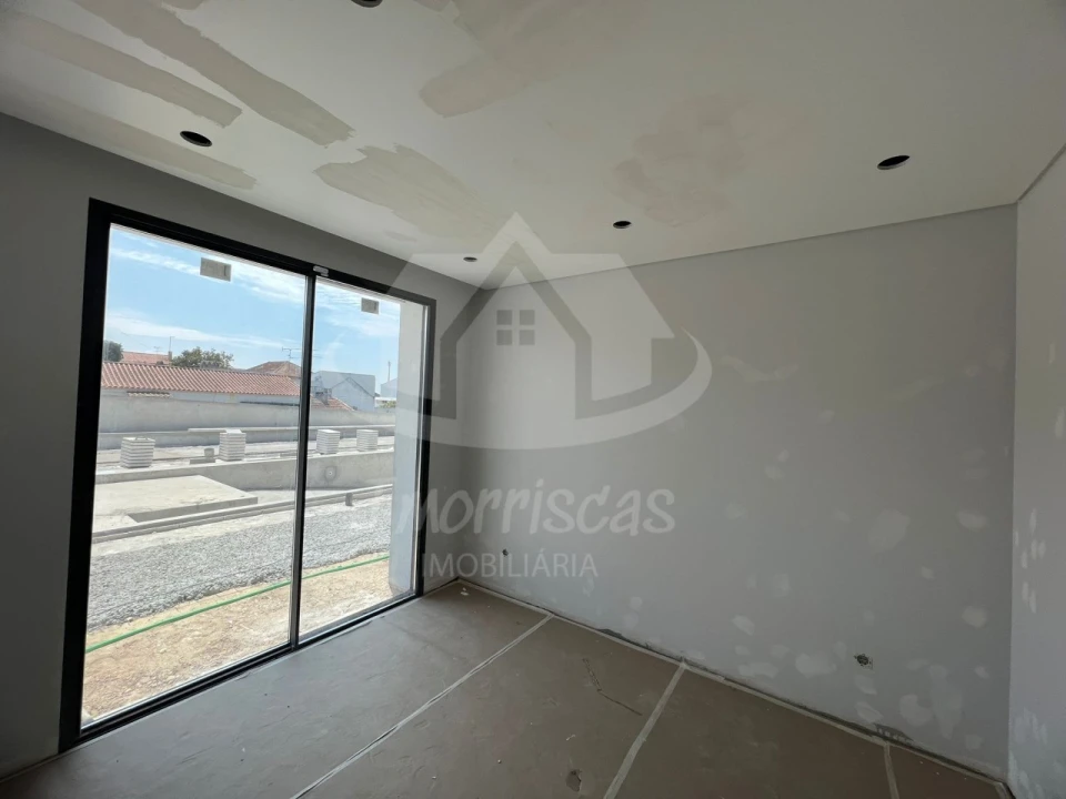 Moradia T4 para Venda em Cartaxo e Vale da Pinta Foto 40