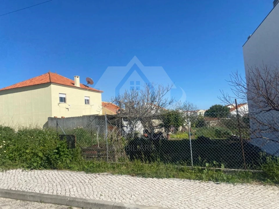 Moradia T4 para Venda em Santa Iria de Azoia, São João da Talha e Bobadela Foto 4